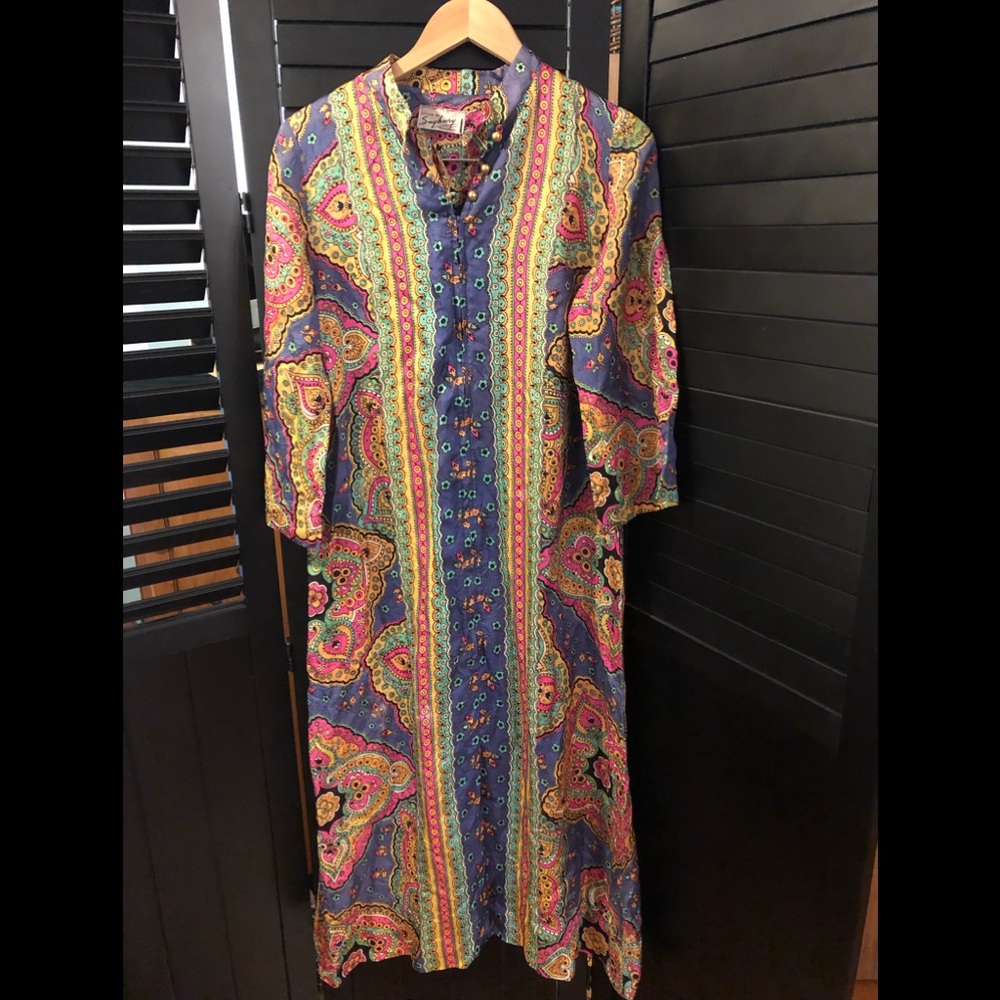 VTG 60/70s House Coat/Robe/dress styled by saybury